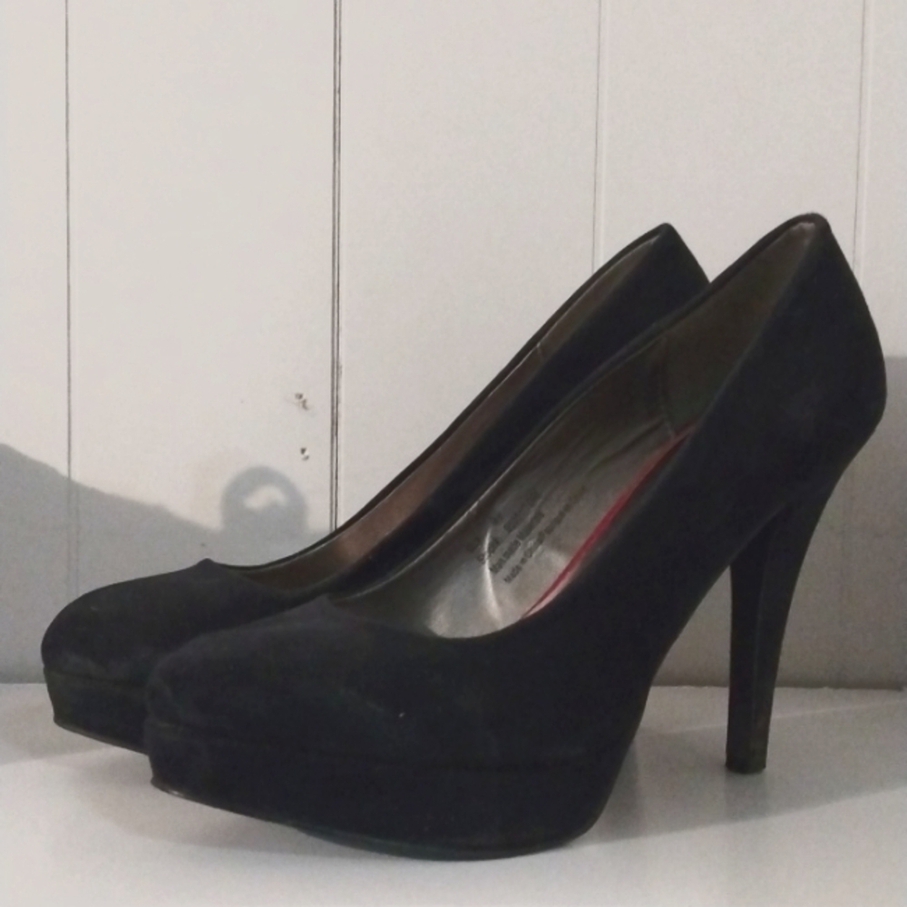 Faux Suede Stilettos 🖤